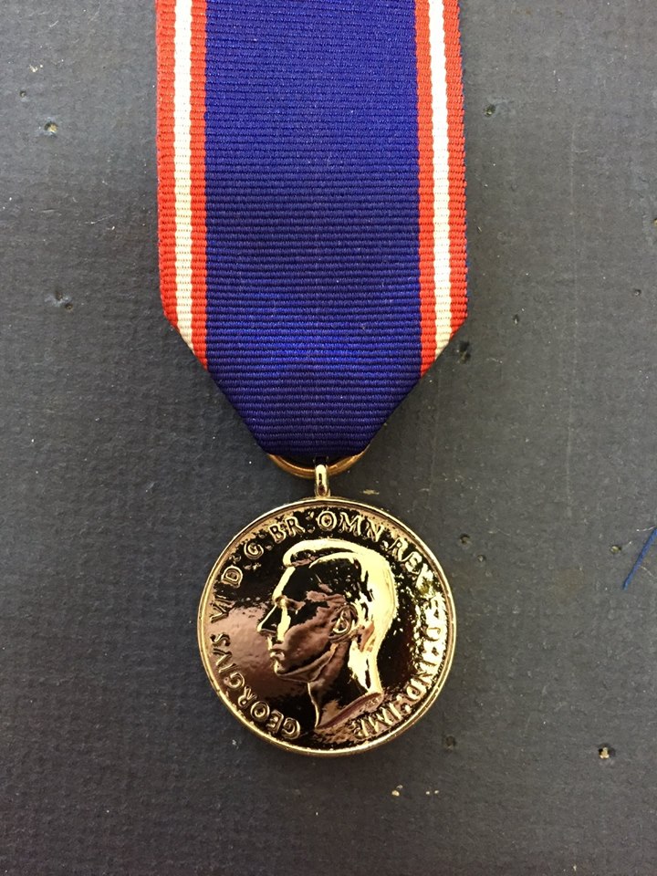 REPLICA ROYAL VICTORIAN MEDAL KING VI FULL SIZE, DOUBLE SIDED