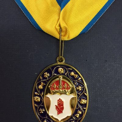 REPLICA UK BARONETS BADGE, FULL SIZE WITH RIBBON