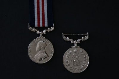 REPLICA MILITARY MEDAL