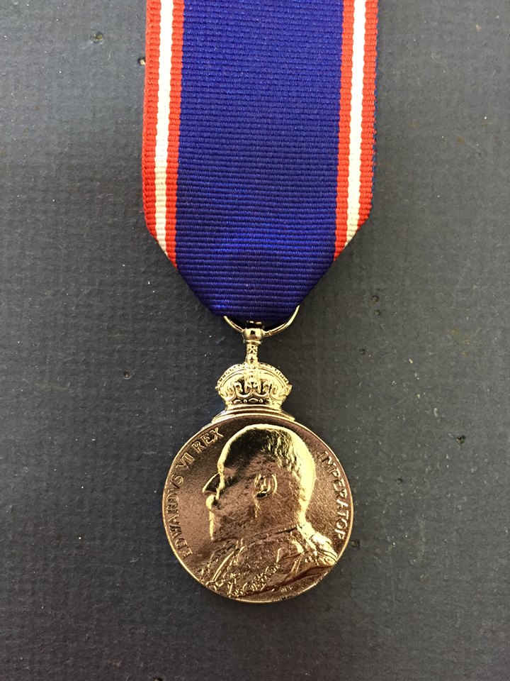 REPLICA ROYAL VICTORIAN MEDAL KING EDWARD VII FULL SIZE DOUBLE SIDED