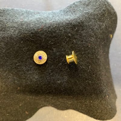 REPLICA LAPEL BADGE OF AN OFFICER OF THE ORDER OF AUSTRALIA