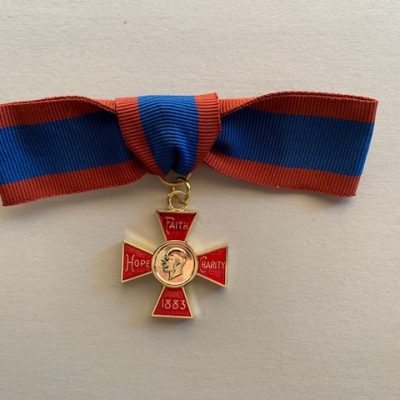 REPLICA ROYAL RED CROSS 1st CLASS KING GEORGE V