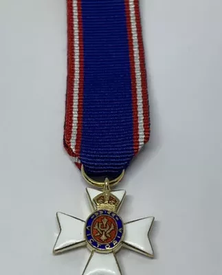 REPLICA MINIATURE ROYAL VICTORIAN ORDER, GCVO, KCVO, CVO AND LVO