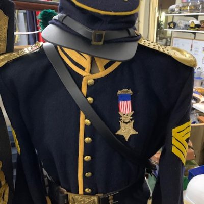 REPLICA CIVIL WAR USA QM SGT TUNIC, HAT SWORD BELT AND MOH