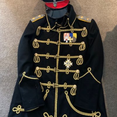 REPLICA GERMAN HUSSARS TUNIC AND HAT OBERST WITH MEDALS